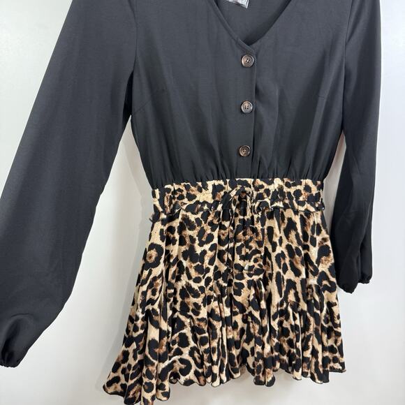 Main Strip NWOT Mini Dress Large Long Sleeved Leopard Print Ruffle Skirt Animal - Picture 4 of 14